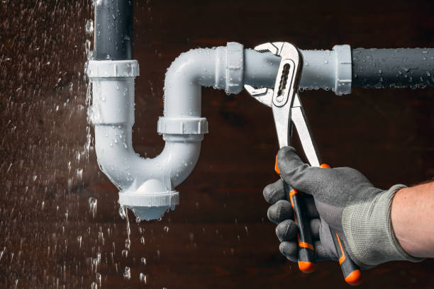 Professional Drain Cleaning technician working in Tipton, IA